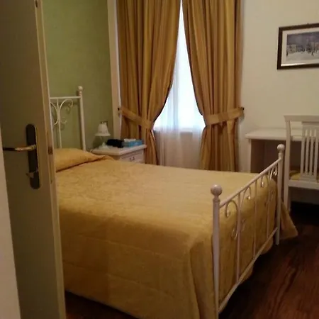 Отель Ristorante Ruatta 3*